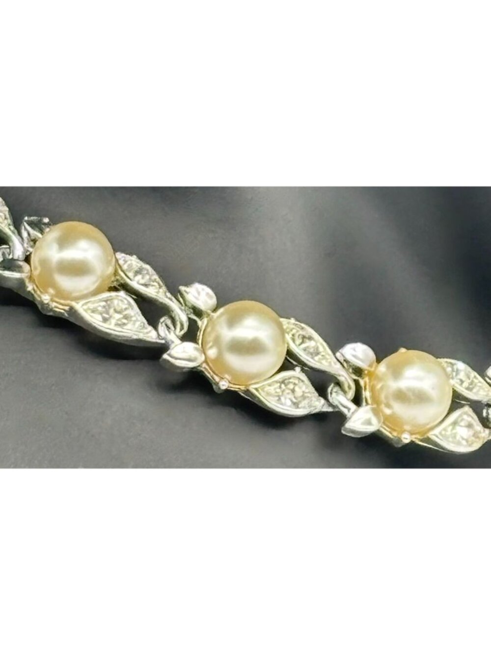 Vintage Lisner Choker Faux Pearl Pave Rhinestone W/Silver-Tone Adjustable Signed - Picture 6 of 16
